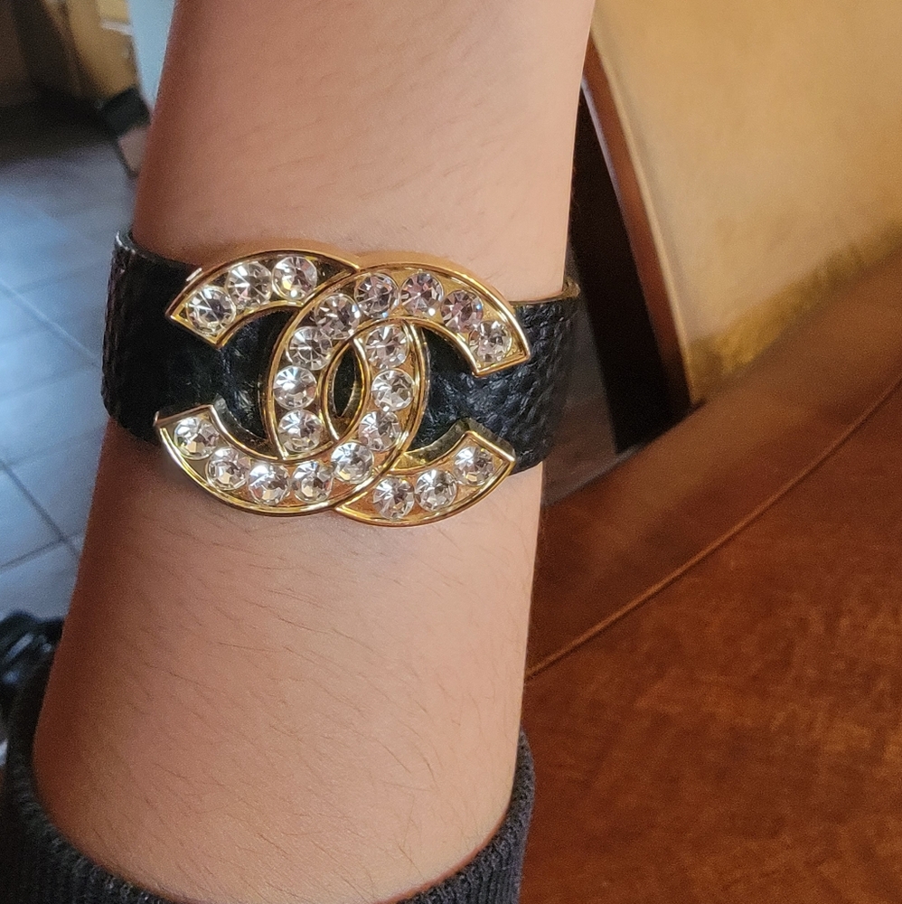 Wrist band